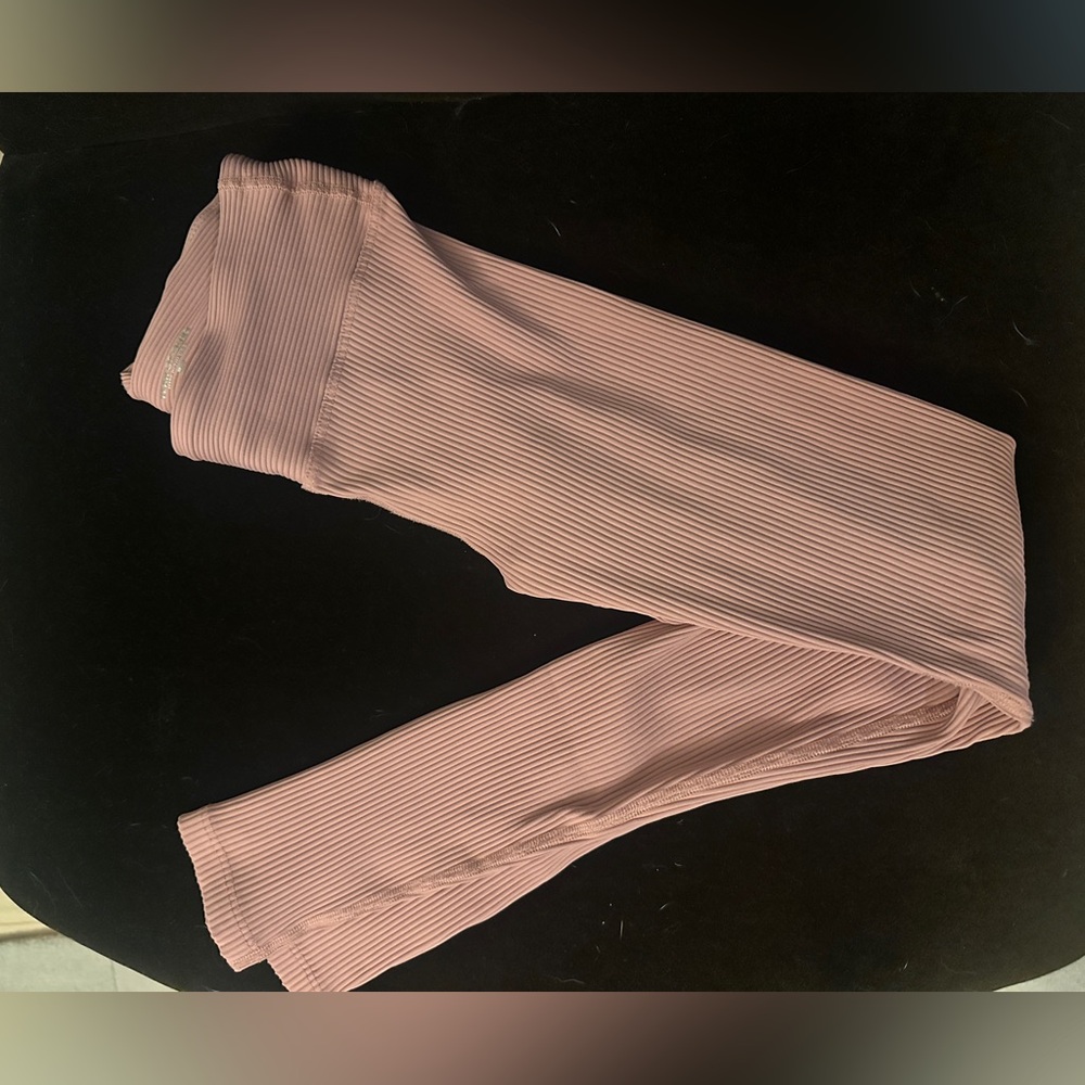 Year of Ours Ribbed Leggings in Light Pink